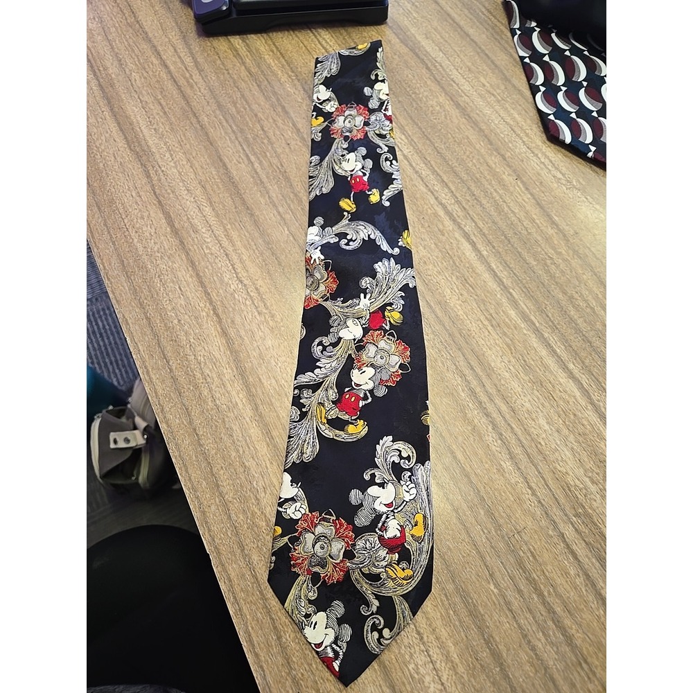 Mickey‎ & Co. Tie Rack Disney Tie Silk Made In Italy Black Novelty 58"